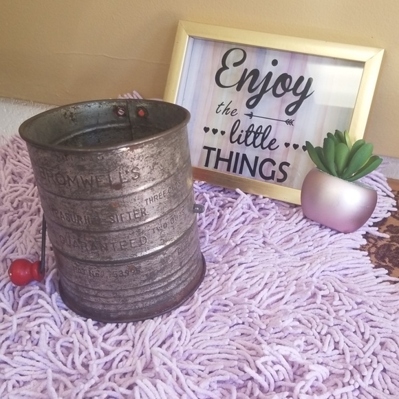 bromwells Other - 🎄2 vintage style farmhouse sifters